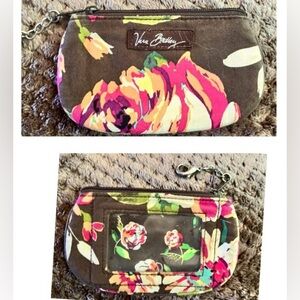 Vera Bradley ID Case
Previously loved in good condition